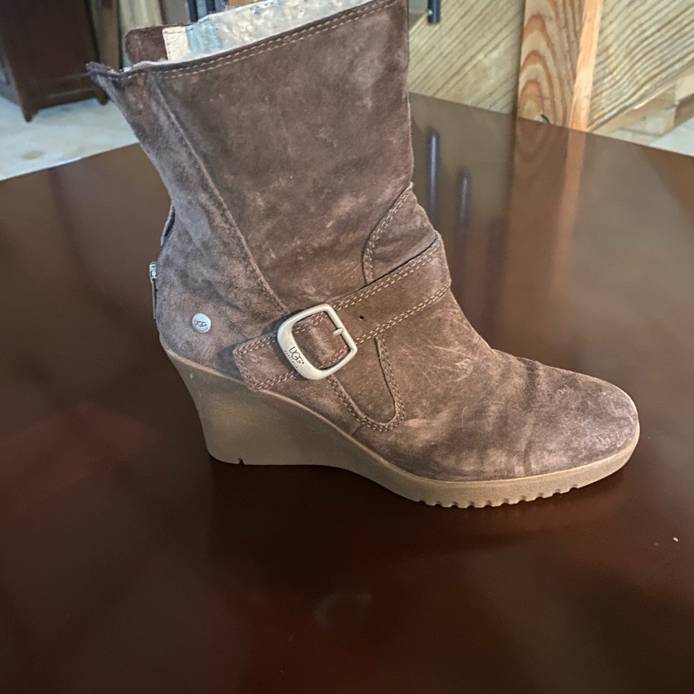 Ugg wedge boots size 8 brown